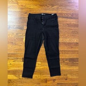 Old Navy Women's Black Skinny Jeans